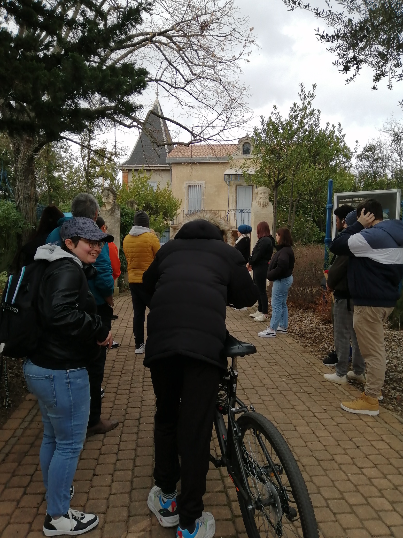 image2